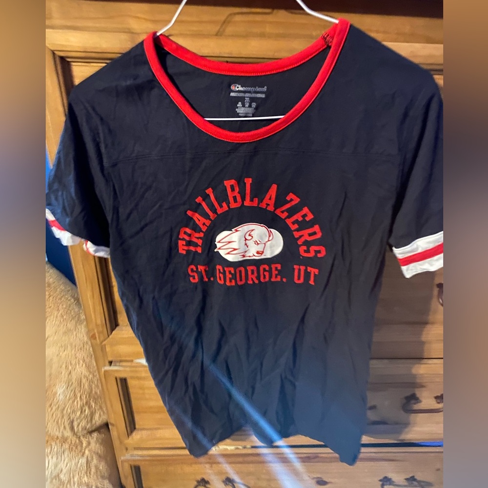 Dixie State University trailblazers t shirt. Women’s. XL Worn only a few times.